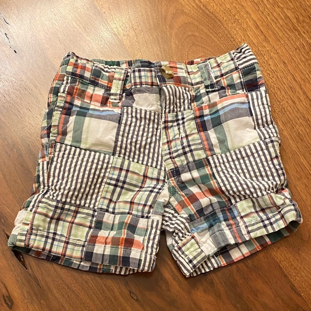Janie and Jack toddler boy madras plaid shorts.  Size 6-12 months.